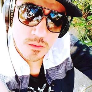 Meet your Posher, Luis